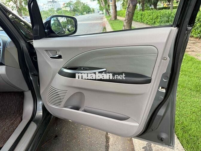 Mitsubishi Grandis 2005 Xám 7 chỗ