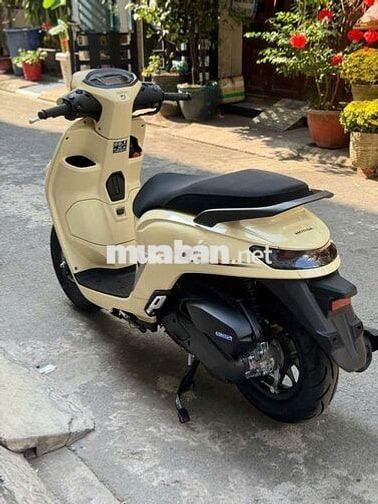 Honda Stylo 2026 Vàng kem
