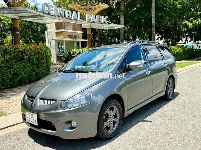 Mitsubishi Grandis 2005 Xám 7 chỗ