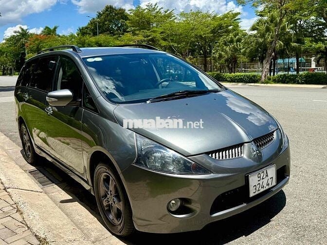 Mitsubishi Grandis 2005 Xám 7 chỗ