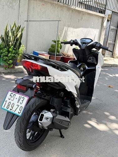 Honda Vario 150cc 2020 Trắng đen