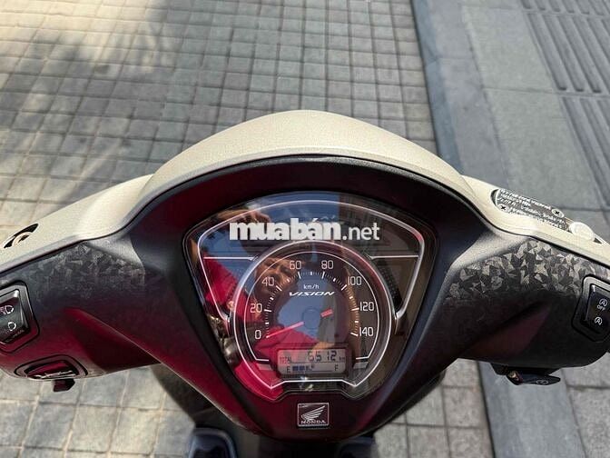 Honda Vision 2024 Smartkey Xám 6000 km