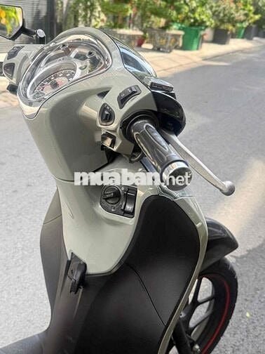 Honda SH Mode 2018 Xám đen
