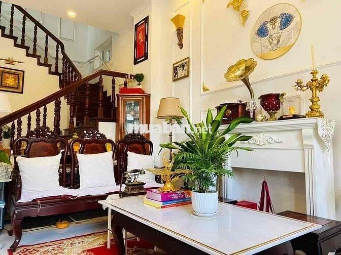 Biệt thự cổ điển 10 x 21 kdc Xây Dựng, Cái Răng giá 12,5 tỷ
