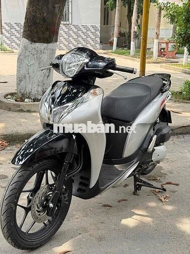 Honda SH Mode 2017 Bạc