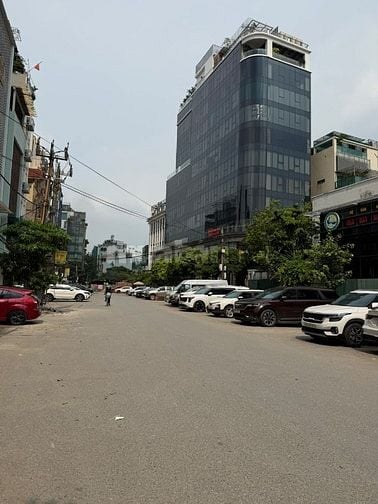 Bán nhà mặt phố Vạn Phúc, Ba Đình, 105m2, mặt tiền 7.3m chỉ 45 tỷ
