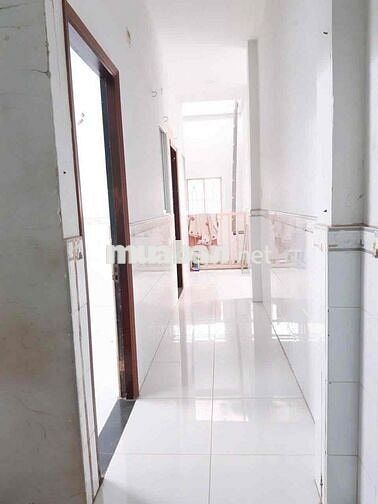 Cho thuê nhà mặt tiền đường bà điểm 5 -ngang 4m×30m nở hậu