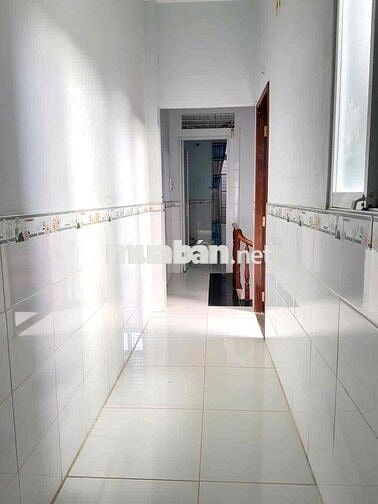 Cho thuê nhà mặt tiền đường bà điểm 5 -ngang 4m×30m nở hậu