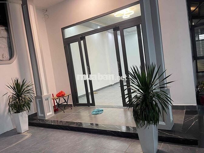 Chính chủ cho thuê nhà nguyên căn mới xây dựng 100% ,