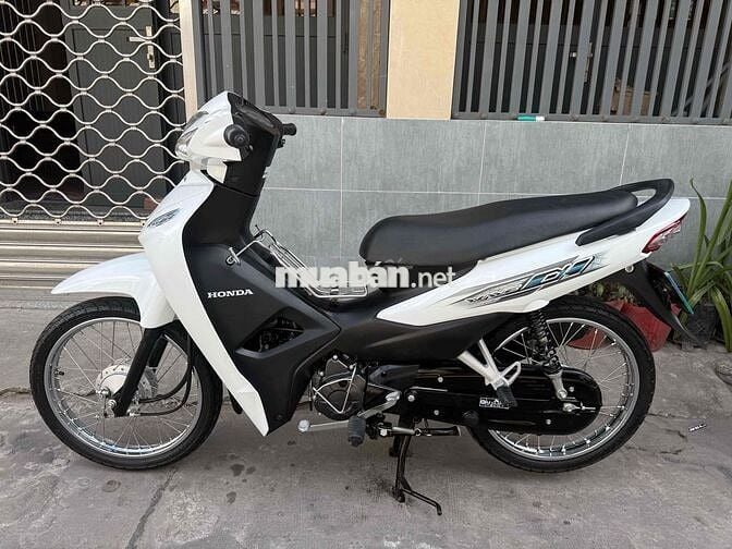 Honda Wave 2024 Trắng 5000 km