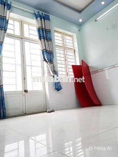 Cho thuê nhà mặt tiền đường bà điểm 5 -ngang 4m×30m nở hậu