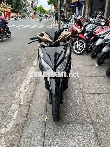 Honda Click Thái 125 2013 Đen Vàng Đồng Đã sử dụng