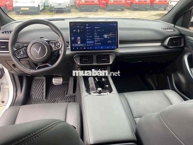 VinFast VF8 Plus 2023 Trắng 53000 km
