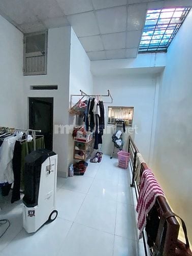 Bán nhà Bình Tân, Hương Lộ 2, 2 tầng, 64m2, kế ngã 4 Bốn Xã, nhỉnh 5tỷ