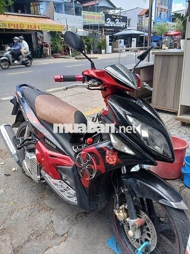 Xe tay ga Yamaha Nouvo LX Đỏ đen