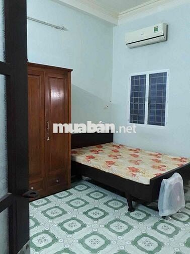 Cho thuê phòng sạch sẽ, thoáng mát, đầy đủ tiện nghi, gần khu sân bay.