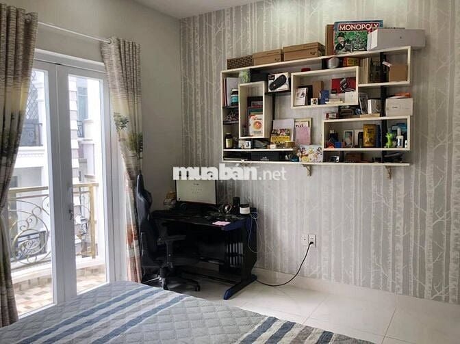 Nhà hẻm 3 gác Cách Mạng Tháng 8, Tân Bình 4x12, trệt 2 lầu, giá 20tr