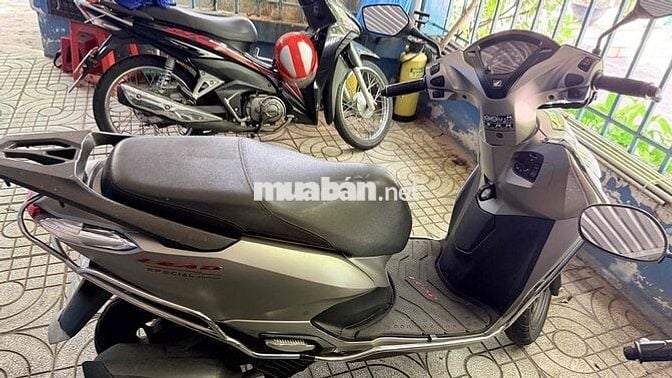 Honda Lead 4 van Đặc biệt 2023 Bạc nhám