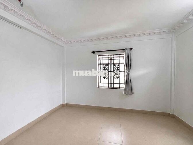 PHÒNG TRỌ GIÁ RẺ CỬA SỔ TRỜI GẦN MŨI TÀU TRƯỜNG CHINH
