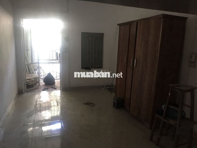 Cho thuê nhà cấp 4, 50m2 có gác xép, gần Cầu Lủ, Kim Giang