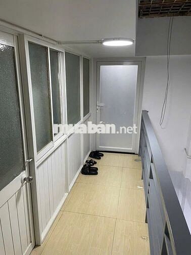 Cho thuê nhà mặt tiền chung cư trệt đường Đồng Đen