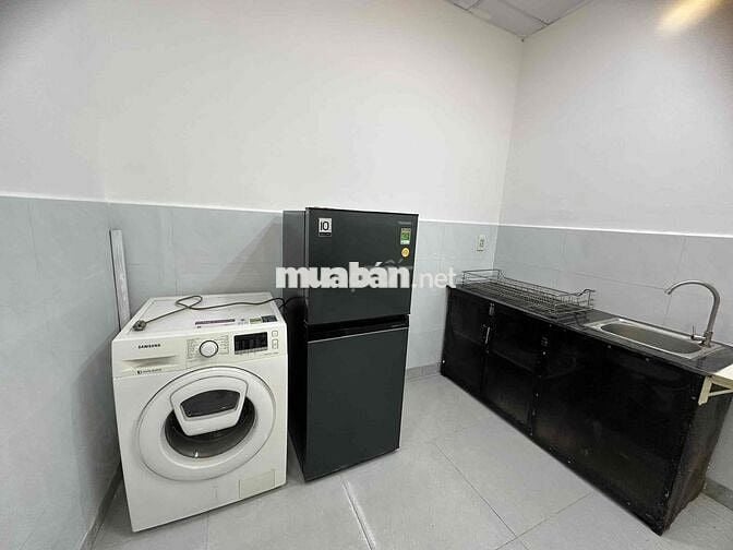 Cho thuê nhà riêng đầy đủ nội thất sát mặt đường Thống Nhất