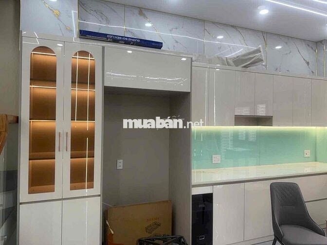 MẶT TIỀN NGUYỄN HỮU CẢNH p. Đông Hoà TPHCM