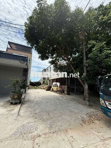 Đất nền mặt đường 360 Quốc Tuấn .Ăn Quang