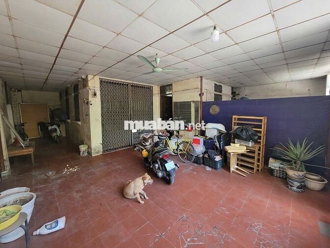 Nhà mặt ngõ đông đúc, rộng Oto tránh nhau, Định Công gần 2,5