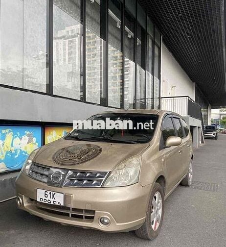 Nissan Grand Livina 2012 Vàng đồng