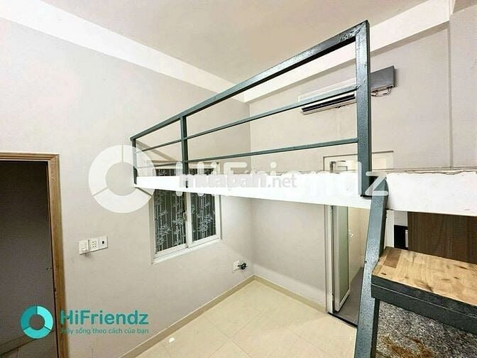 PHÒNG CỬA SỔ LỚN GẦN ĐH VĂN HIẾN, ĐẦM SEN THUẬN TIỆN ĐI RA TRUNG TÂM