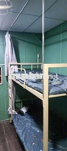 KTX bình dân gần cầu Nguyễn Tri Phương Q5