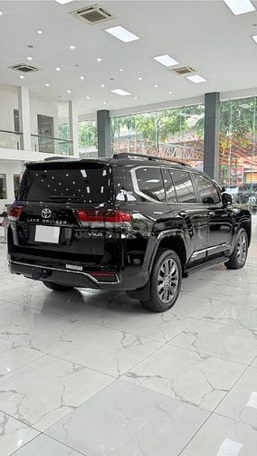 Bán Land Cruiser LC300 VX-R sản xuất 2023. Xe siêu chất.