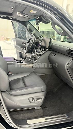 Bán Land Cruiser LC300 VX-R sản xuất 2023. Xe siêu chất.