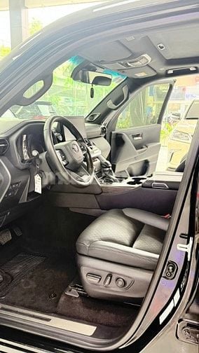 Bán Land Cruiser LC300 VX-R sản xuất 2023. Xe siêu chất.