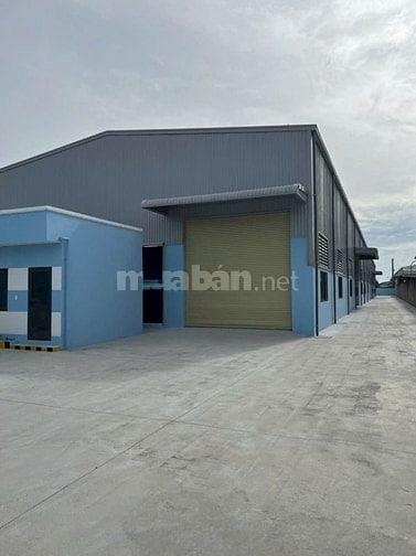 Nhà xưởng bán khu công nghiệp đức hòa long an , DT:3,000m2