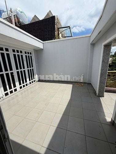 Nhà Biệt thự Q2, khu siêu giàu 