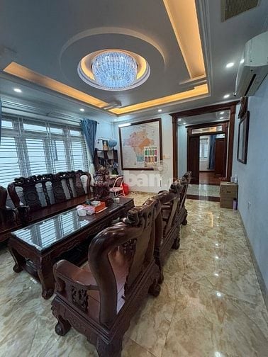 Nhà Biệt thự Q2, khu siêu giàu 