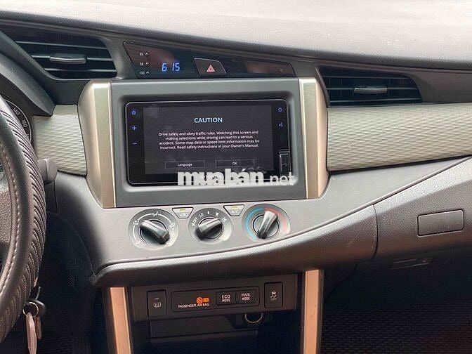 Toyota Innova 2.0E 2020 Trắng 78.000km Ghế da