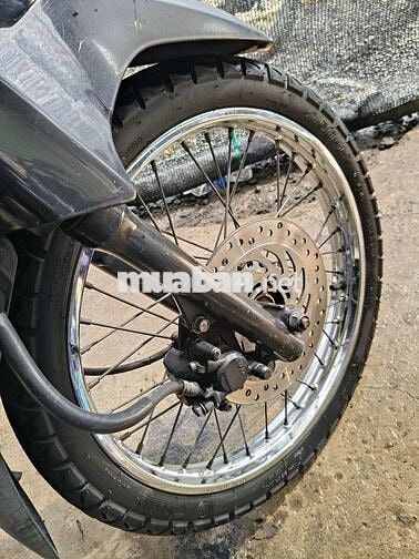 Honda Air Blade 110 Đỏ đã sử dụng cặp vỏ mới