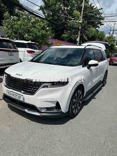 Carnival Signature 3.5 full xăng 2023-limousine