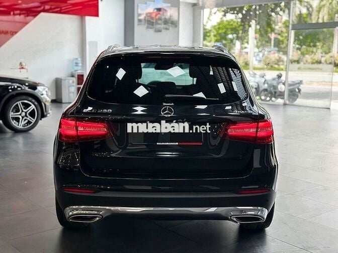 Mercedes GLC 250 2019 Đen 72.000km