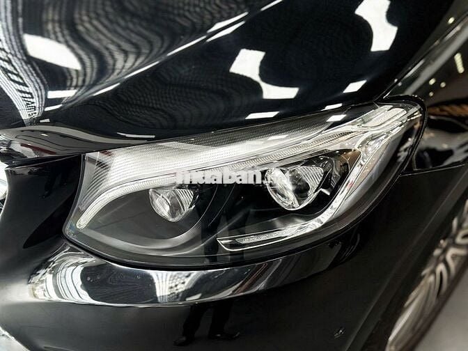 Mercedes GLC 250 2019 Đen 72.000km