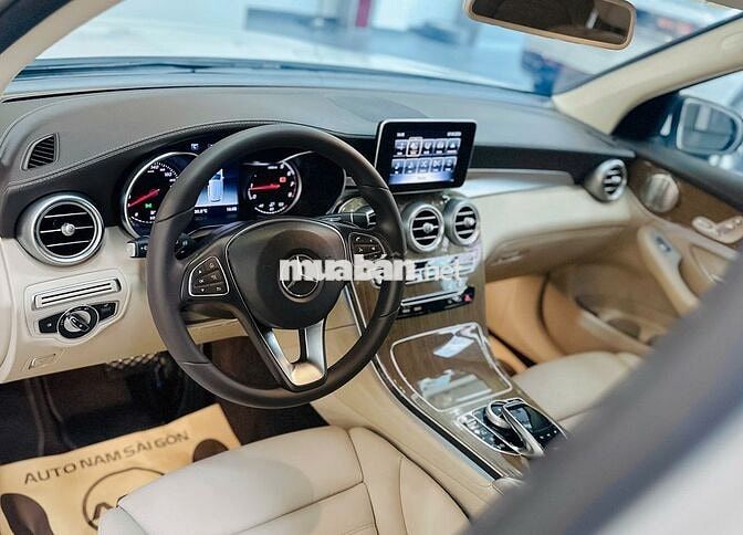 Mercedes GLC 250 2018 Trắng 39.000km