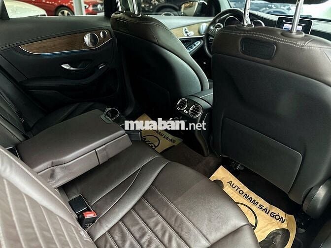 Mercedes GLC 250 2019 Đen 72.000km