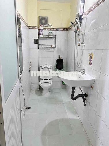 CHÍNH CHỦ Cho Thuê Nhà Nguyên căn hẻm ba gác 62/66 Lâm Văn Bền