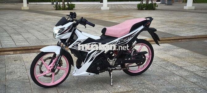 Suzuki Raider F150 150cc Trắng hồng