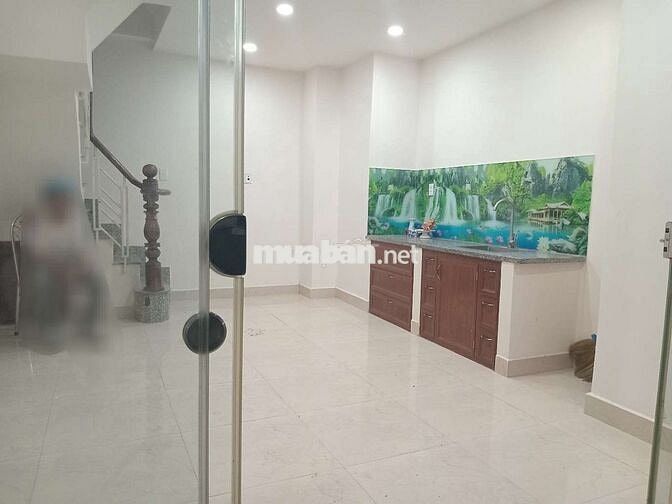 hẻm 5m thông  Hồ thị kỷ, nhà mới giá 15tr