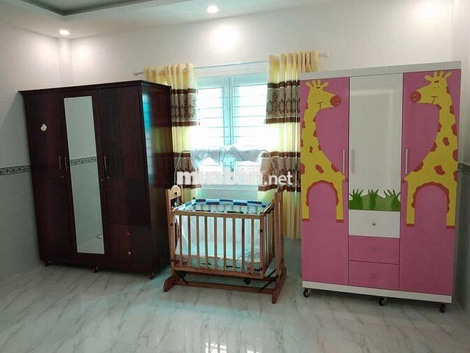 Nhà đẹp hẻm 3 gác Bắc Hải, Quận 10, 3.9x14.7, trệt 2 tầng, 19tr/th