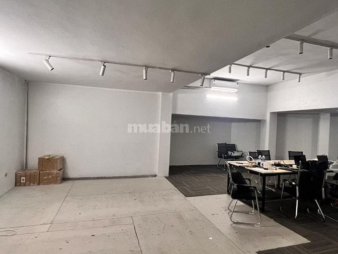 BIỆT THỰ góc CẦU GIẤY/Tài sản giá trị để Ở hoặc cho thuê dòng tiền cao